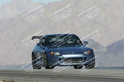 media/Jan-04-2026-SCCA SD (Sun) [[defc442887]]/3-Intermediate 2 group/Session 1 Turn 9/